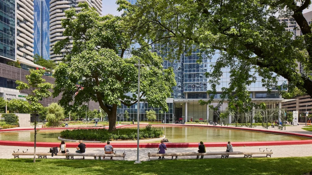 Contemporary Design and Urban Transformation A Retrospective of Public Space and Artistic Innovation in North America and Europe