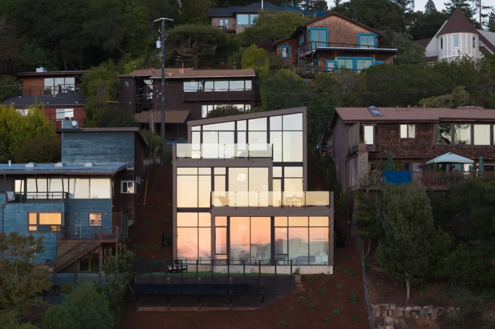 Fold House: A $3.5 Million Architectural Masterpiece in the Berkeley Hills Redefines Sustainable Luxury with Panoramic Bay Views