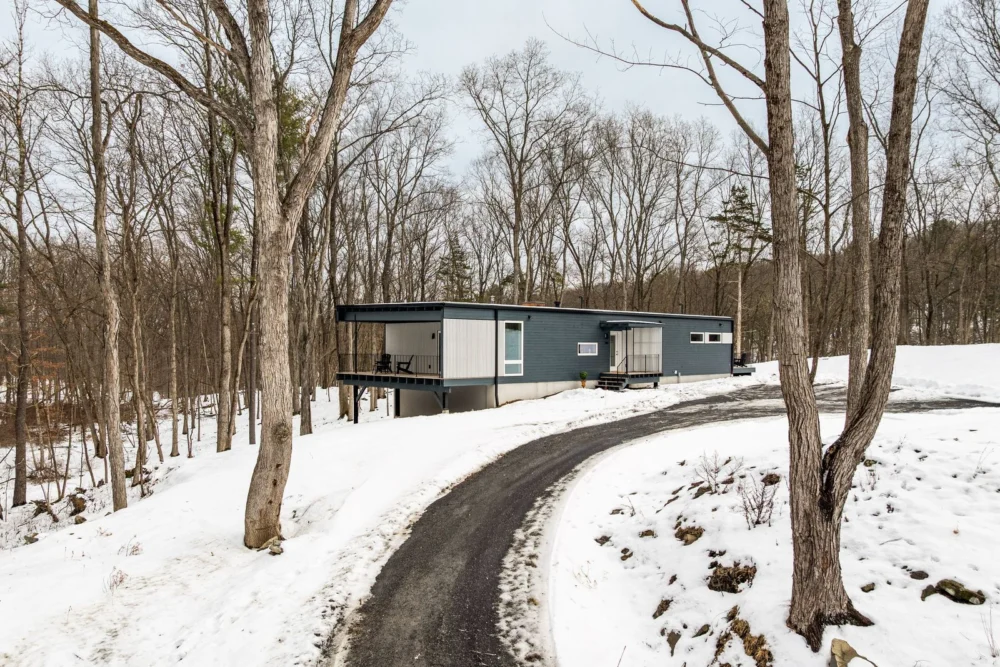 Sylvan Wald House: A Newly Constructed Midcentury-Inspired Retreat by Garrison Architects Commands $1.275 Million in Catskill, New York