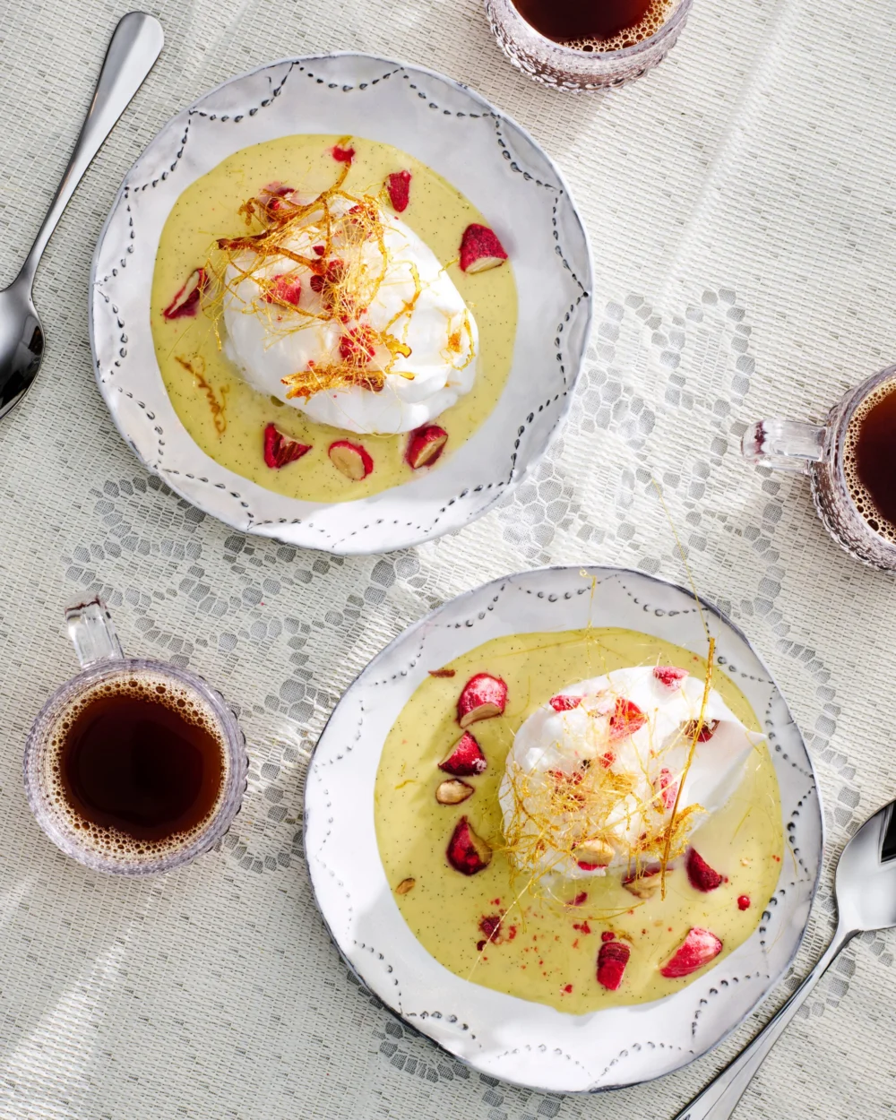 The Art of the Poached Meringue and Crème Anglaise: A Culinary Masterpiece Unveiled