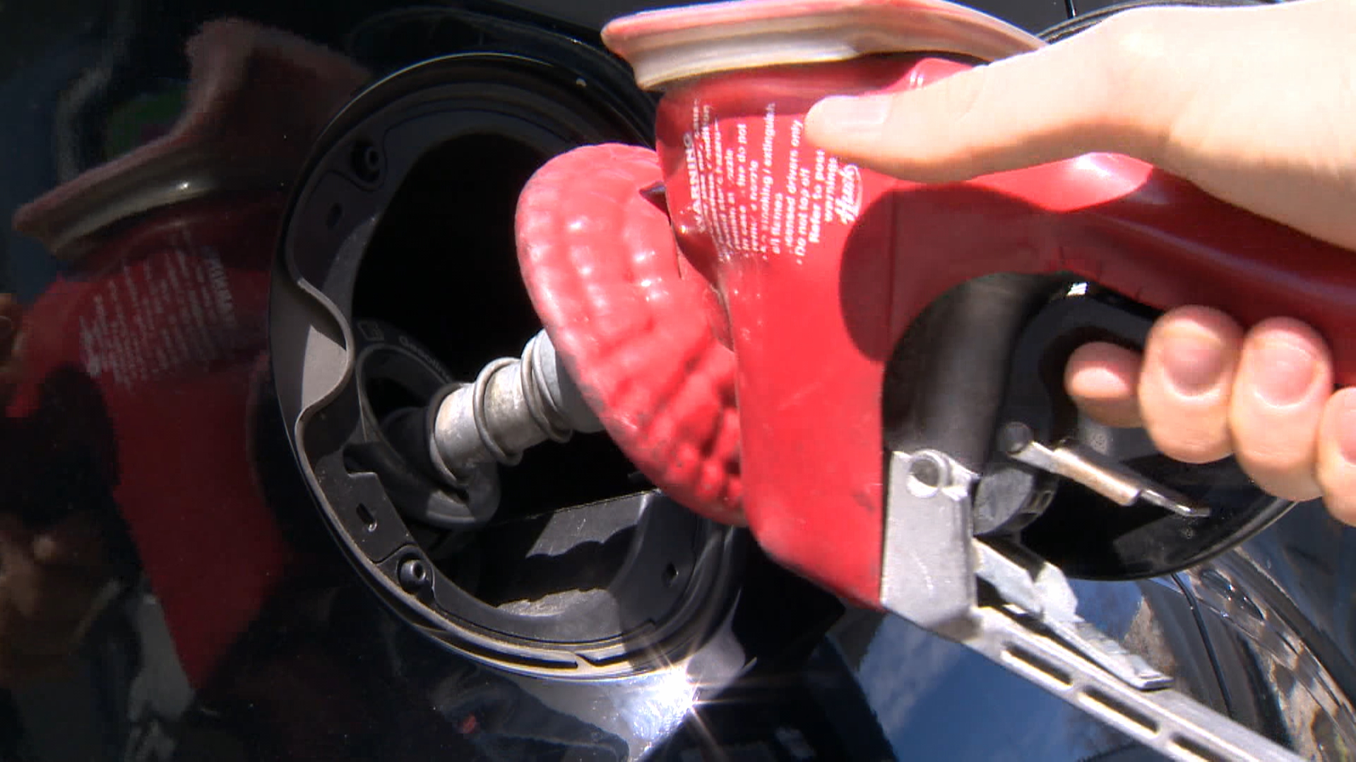 Escalating Iran Conflict Triggers Global Oil Price Surge, Impacting Canadian Motorists