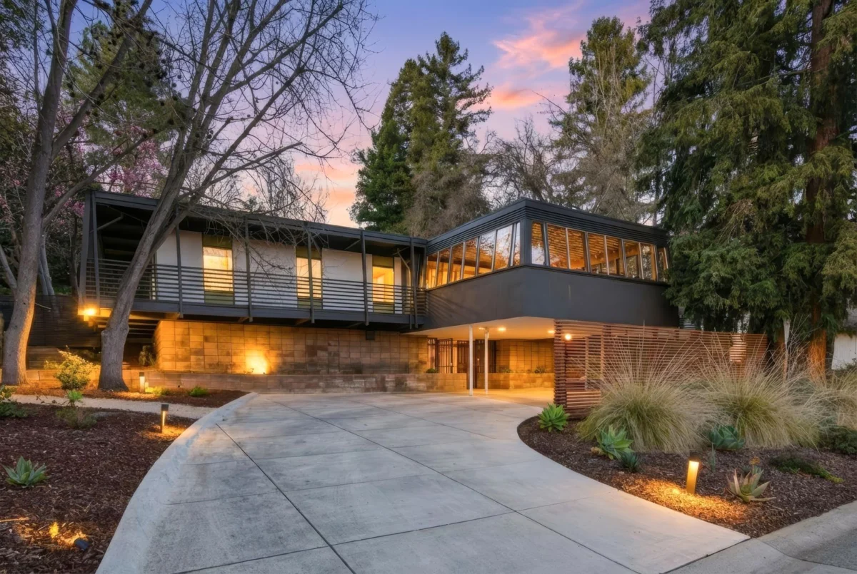 The Nittler Residence: A John Harvey Carter Midcentury Modern Masterpiece in Carmichael Hits the Market for $1.785 Million