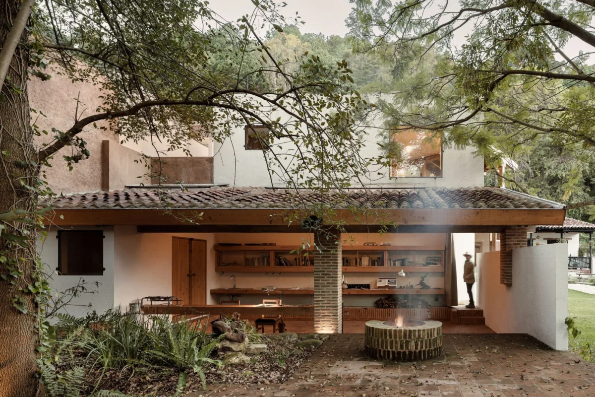 A New Model for Multi-Generational Living Emerges in San Cristóbal de las Casas, Blending Tradition and Modern Design