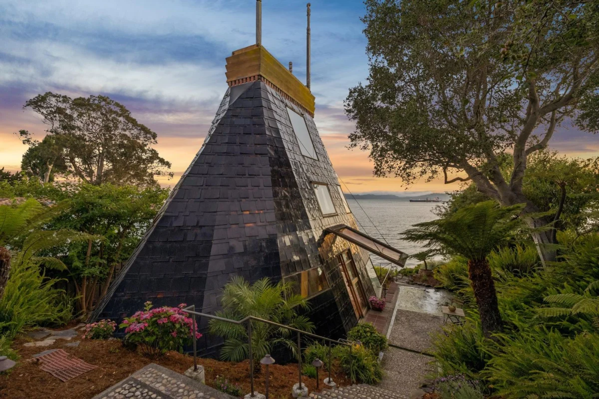 Architect Walter Thomas Brooks’ Seminal ‘Lumiere House,’ a Bay Area Masterpiece Featured in Dwell’s Inaugural Issue, Enters Market for $899,000