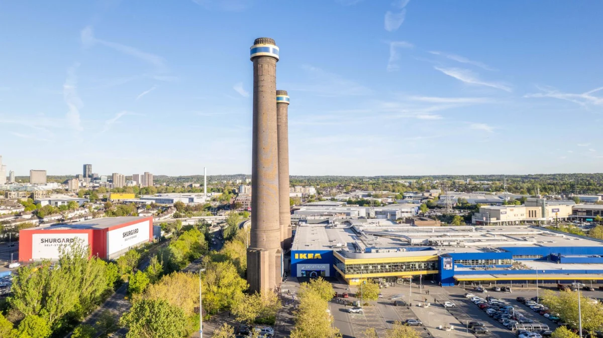 Architectural Innovation and Community Acceptance: The Evolving Design of Data Centers