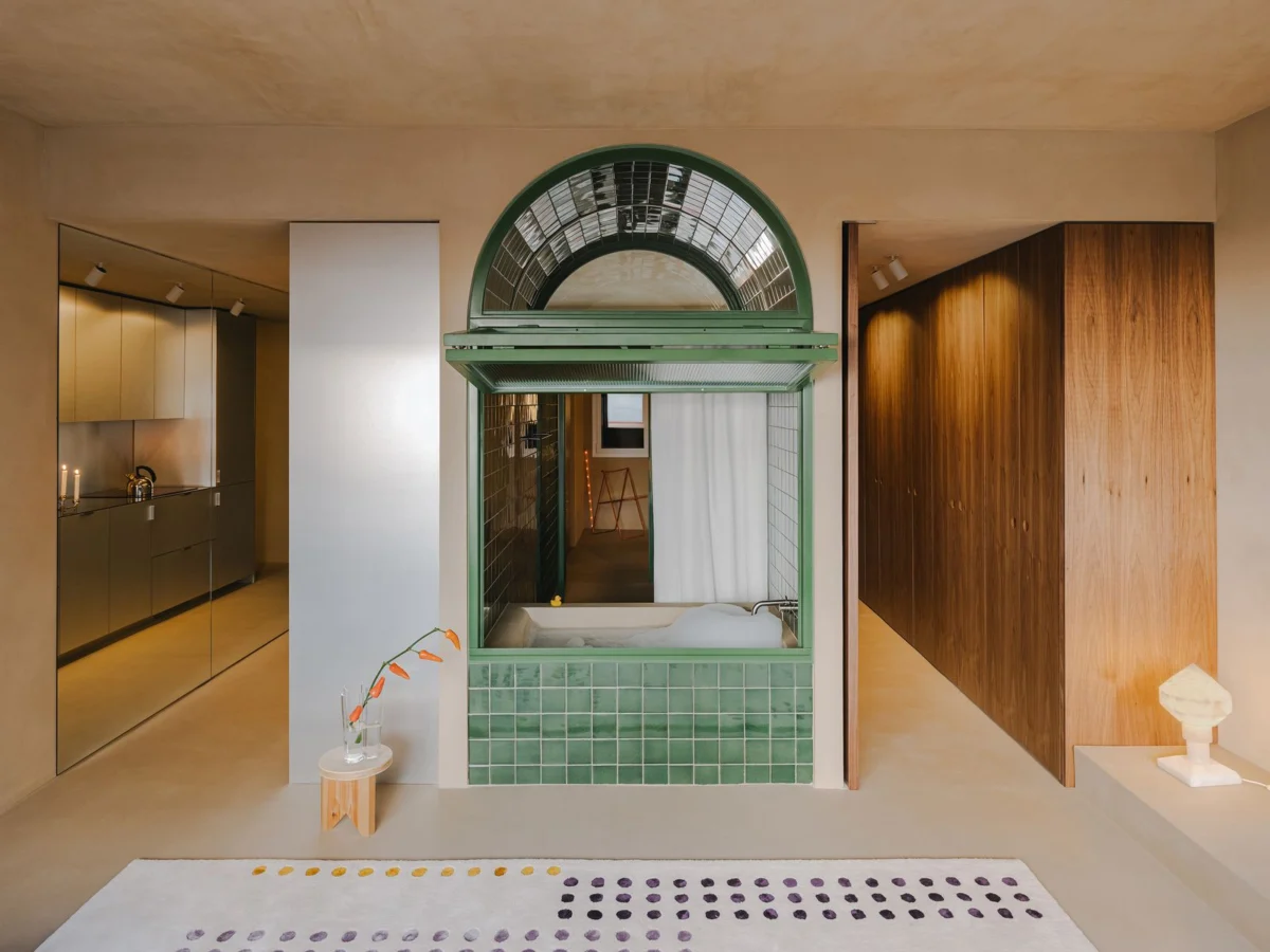 Barcelona Apartment Redefines Urban Living with Radical Open-Plan Design and Integrated Bathing Experience