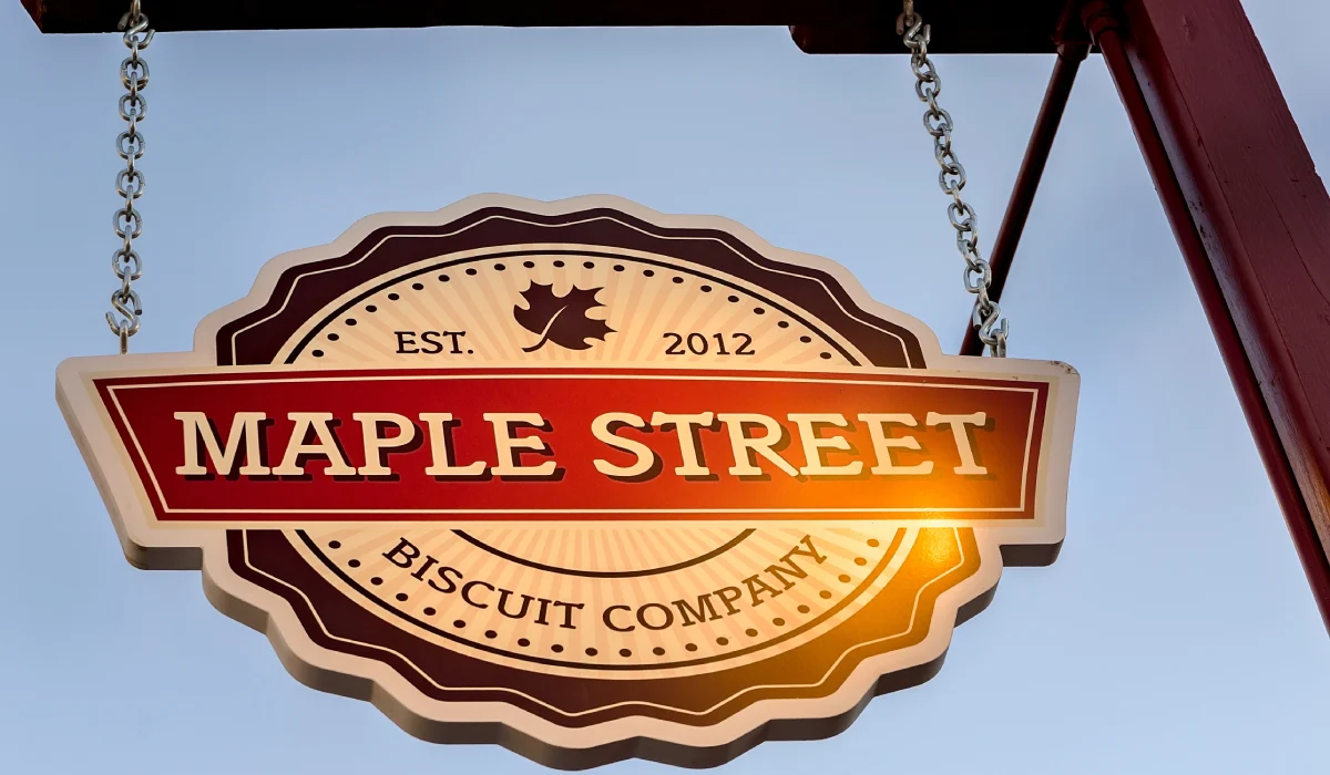 Cracker Barrel Exits Fast-Casual Segment with Sale of Maple Street Biscuit Company to Biscuit Belly Amid Strategic Brand Transformation