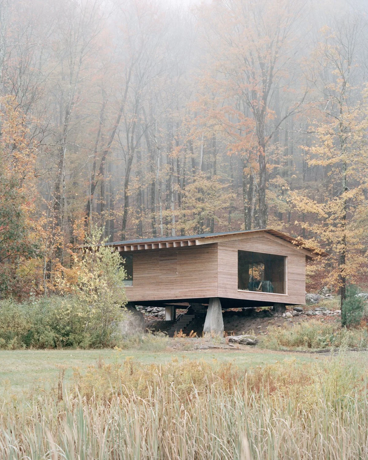 The Findling: A Harmonious Retreat in Austerlitz, New York, Built on Ancient Glacial Erratics, Reimagines Restorative Architecture