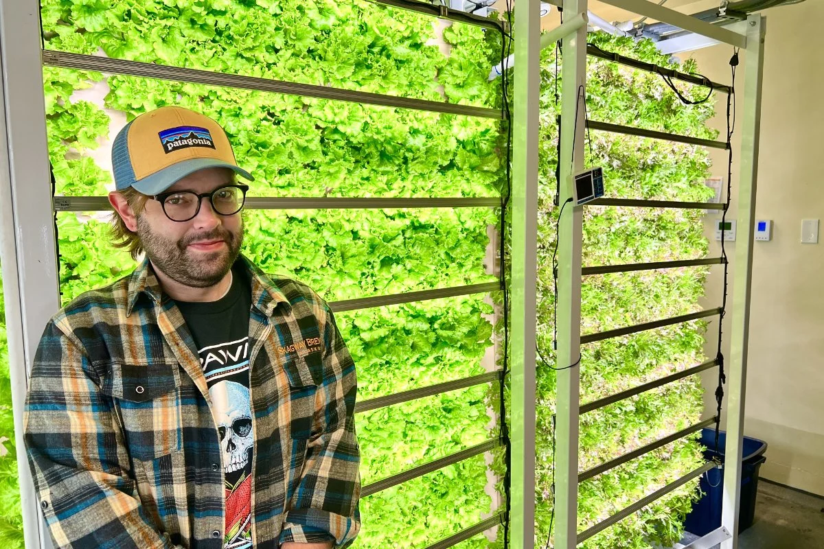 Alaska’s Remote "Raven’s Nest" Aeroponic Farm Thrives Locally Amidst Vertical Farming Industry Turmoil
