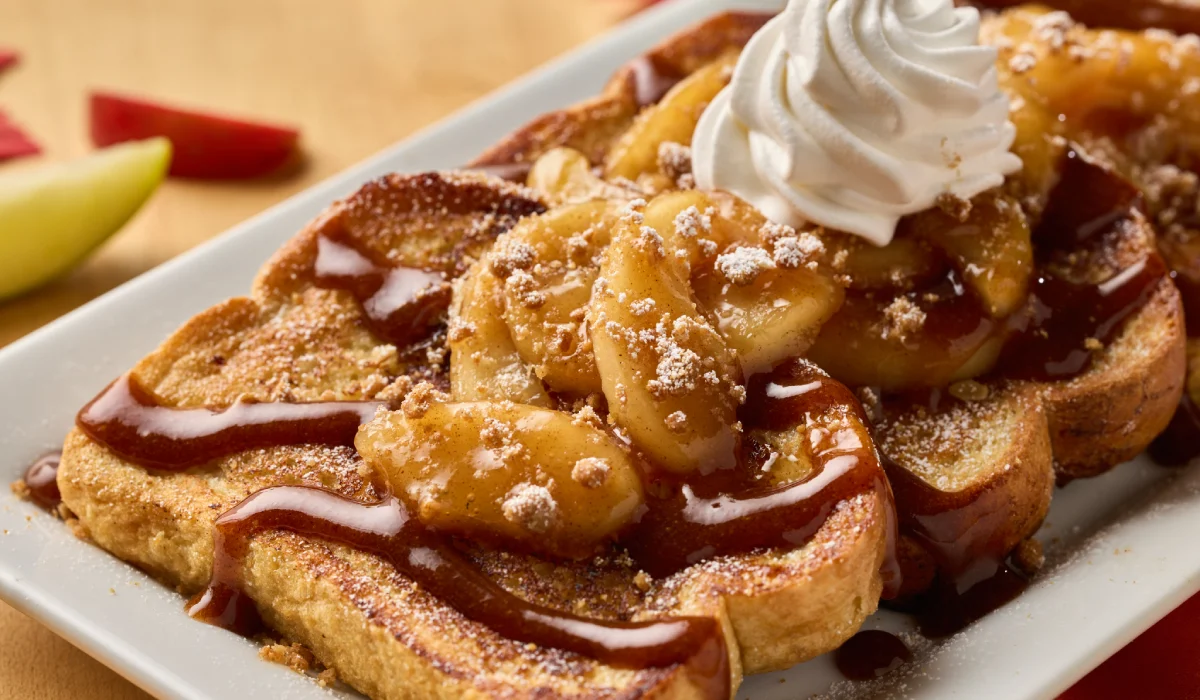 Huddle House Welcomes Fall Season with Sweet and Savory Menu Expansion Featuring Seasonal French Toast and Smashed Burgers