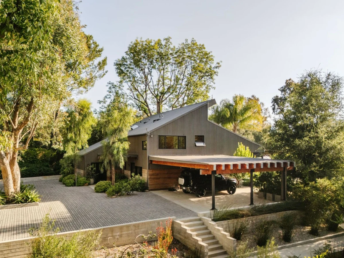 Topanga Oasis: Steven Fernandez Unveils a $4.995 Million Rustic Modern Compound Designed for Resilience and Creative Living