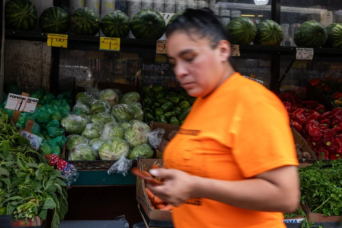 Systemic Failures and Underfunding Undermine U.S. Food Safety, Leading to Widespread Outbreaks and Economic Fallout