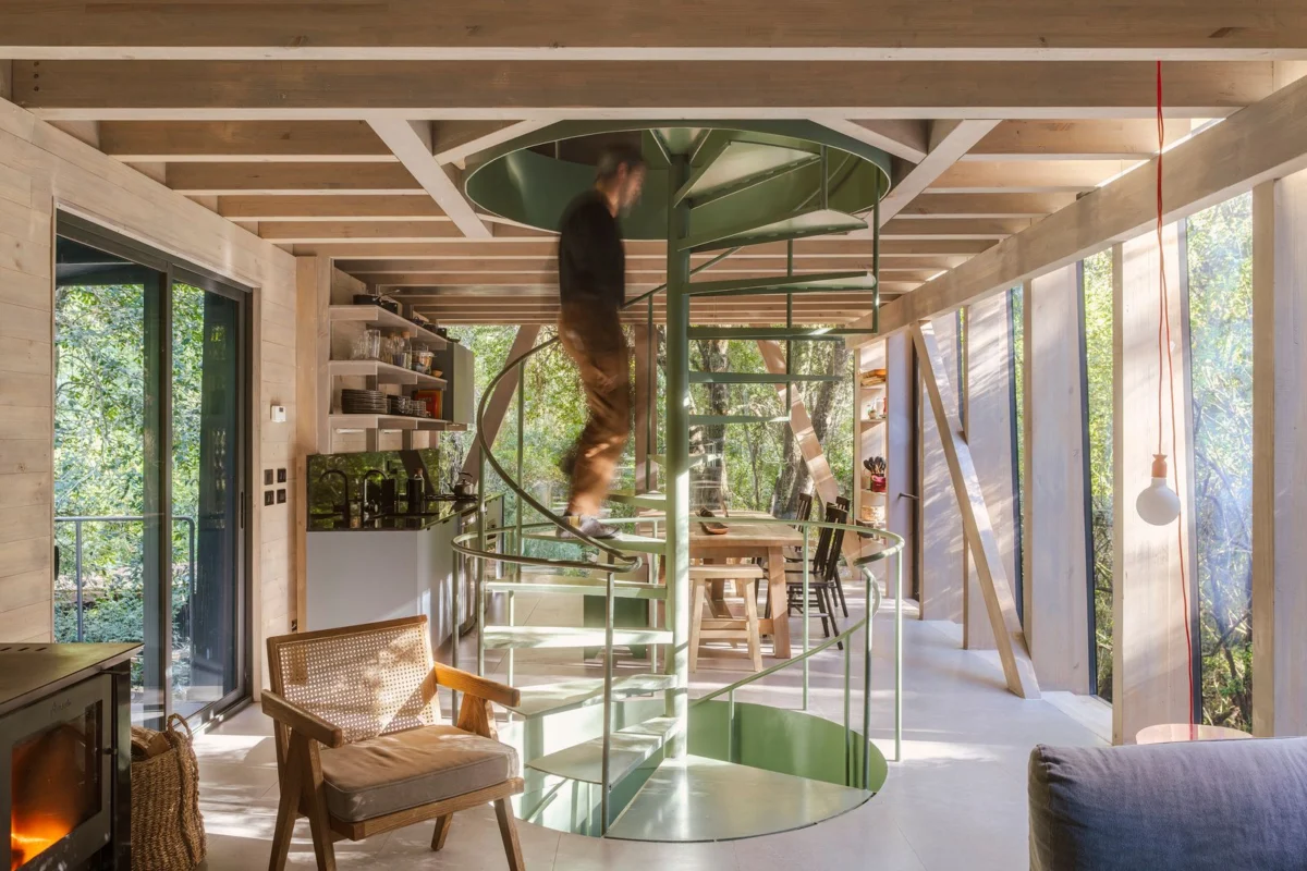 The House by the Fuy River: A Prefabricated Sanctuary Harmonizing Modern Architecture with Chile’s Valdivian Temperate Rainforest