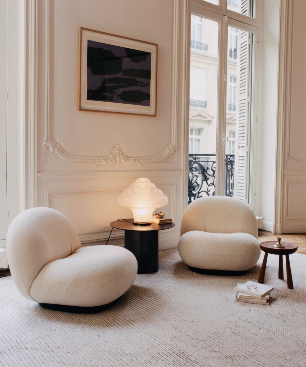 Gubi Revives Carlo Nason’s Iconic 1969 Lotus Table Lamp A Fusion of Murano Craftsmanship and Space Age Design