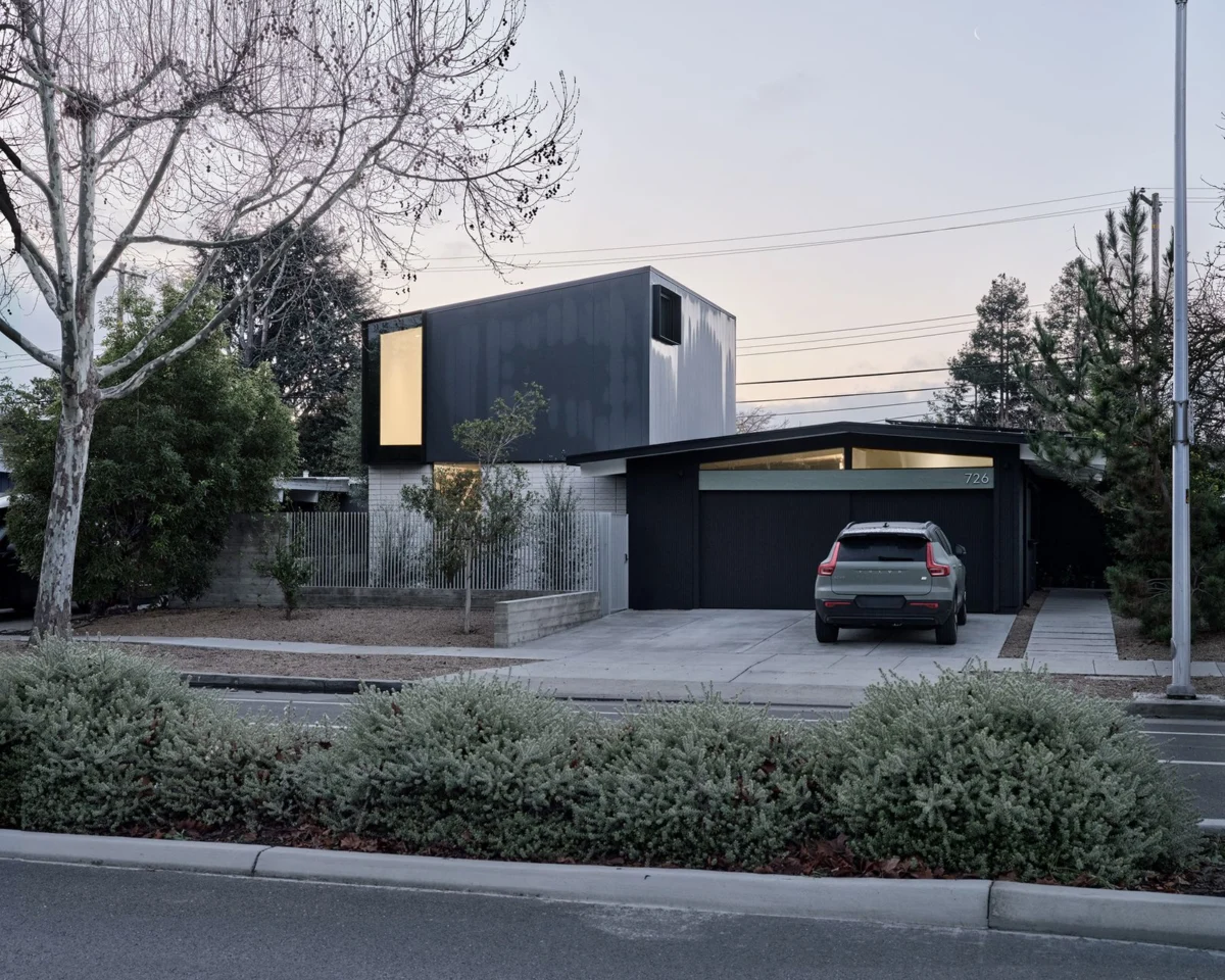 Innovative Second-Story Addition Challenges Conventional Wisdom for Eichler Homes in Palo Alto