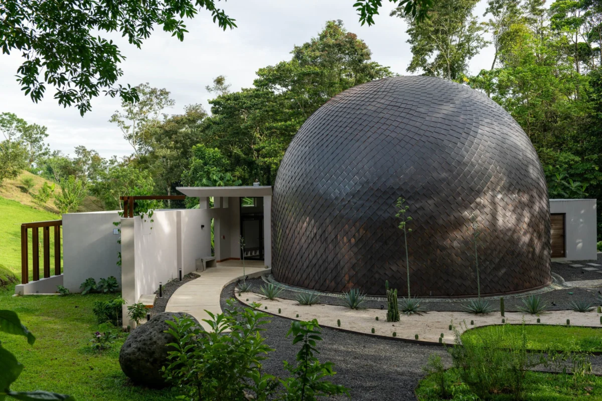The Vessyl: A Costa Rican Retreat Blends Ancient Wisdom with Cutting-Edge Technology for Holistic Well-being